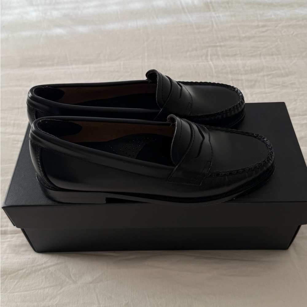 G.H. Bass & Co. Black Women's Loafers